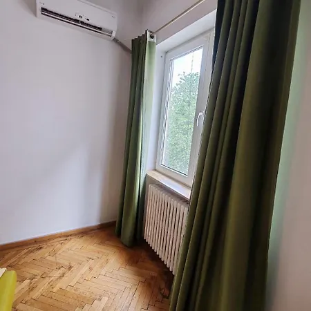 Apart Otel 2 Budget Bükreş