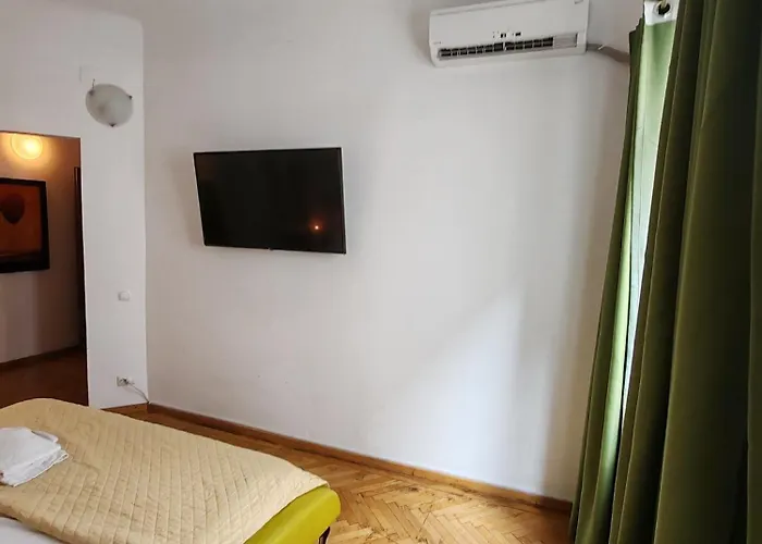 2 Budget Bükreş